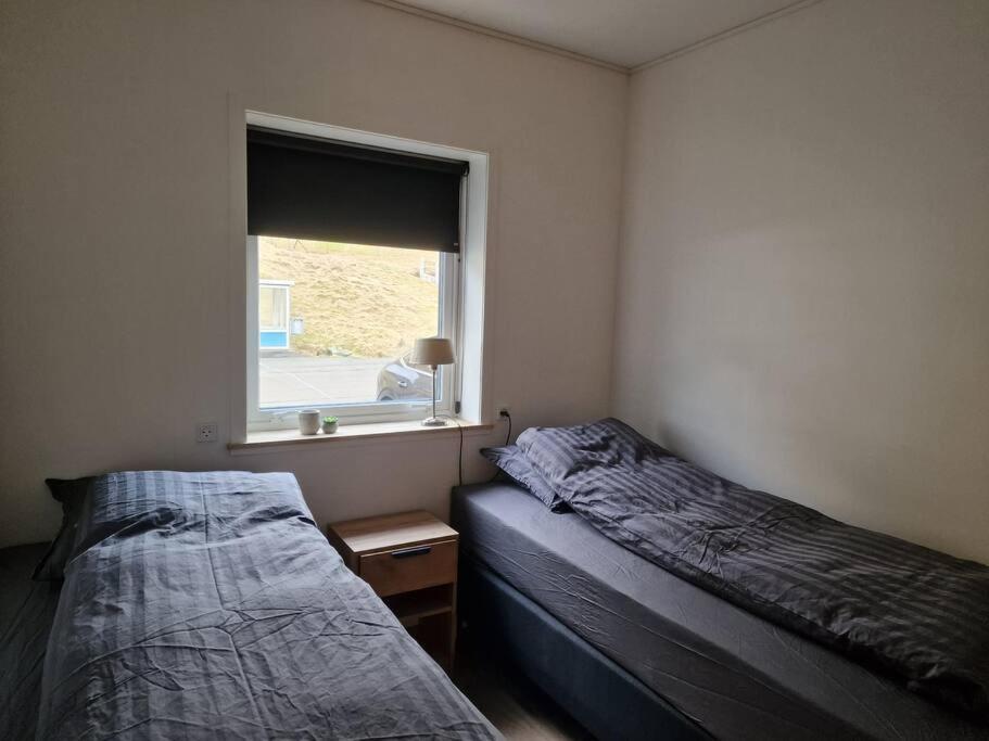 New Flat With Hot Tub - No3 Apartment Oyndarfjordur ภายนอก รูปภาพ
